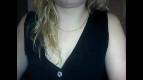 RiveraMaureen online show from 21, 10, 2025