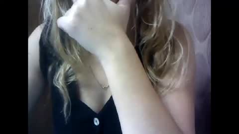 RiveraMaureen online show from 5, 11, 2025