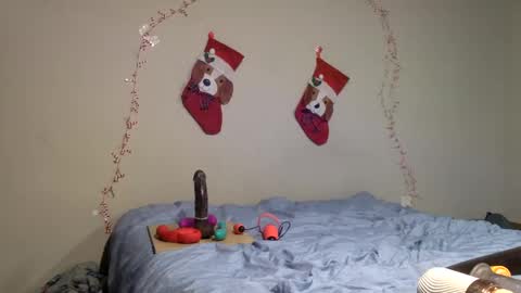 Snapshot of riversaint chatting on 3, 1, 2025 River Saint online show from 3, 1, 2025