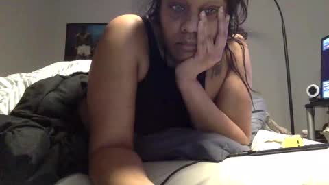 Snapshot of riversaint chatting on 10, 3, 2025 River Saint online show from 10, 3, 2025