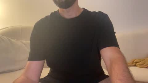 Snapshot of rlggggn42 chatting on 8, 11, 2025 rlggggn42 online show from 8, 11, 2025