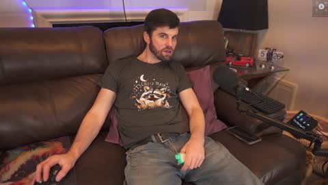 Snapshot of rndmzd chatting on 31, 12, 2024 Ryan aka KeylimeRy online show from 31, 12, 2024