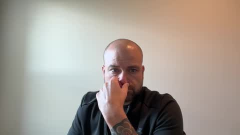 Snapshot of roadking1122 chatting on 11, 11, 2025 roadking1122 online show from 11, 11, 2025