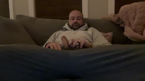 Snapshot of roadking1122 chatting on 15, 12, 2025 roadking1122 online show from 15, 12, 2025