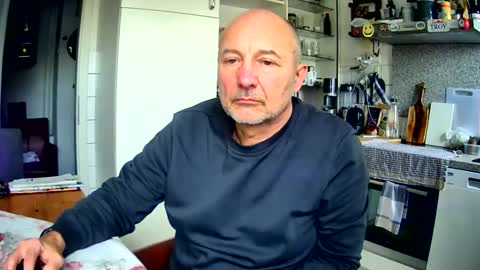 Snapshot of roadrunnerger chatting on 5, 11, 2025 roadrunnerger online show from 5, 11, 2025