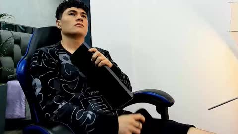 Roan Birkin online show from 2, 10, 2025