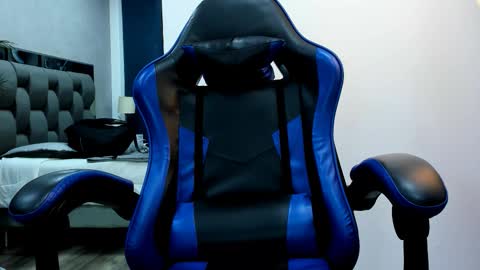 Roan Birkin online show from 1, 12, 2025