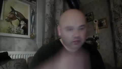 rob18997 online show from 2, 11, 2025