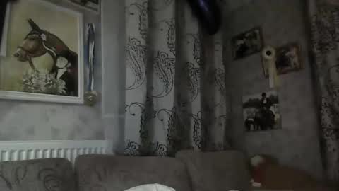 rob18997 online show from 6, 11, 2025