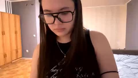 Snapshot of robbimckoy chatting on 2, 2, 2026 Aya online show from 2, 2, 2026