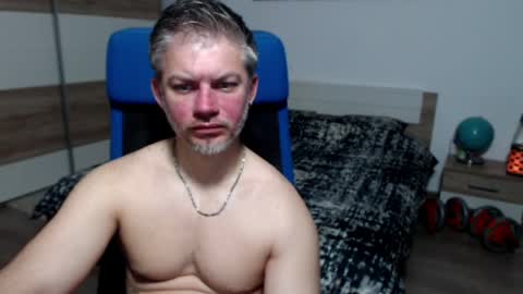 Snapshot of robbyshawz chatting on 1, 5, 2026 robbyshawz online show from 1, 5, 2026