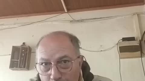 roberreyes266059 online show from 26, 4, 2026