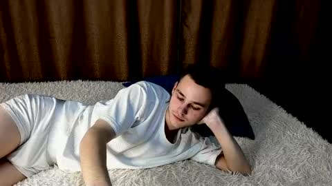 robert10211 online show from 2, 3, 2026