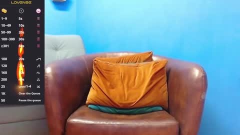 Snapshot of robert_kingg chatting on 12, 9, 2025 robert_kingg online show from 12, 9, 2025