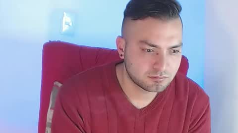 Snapshot of robert_leroy chatting on 2, 2, 2025 Stiven - online show from 2, 2, 2025