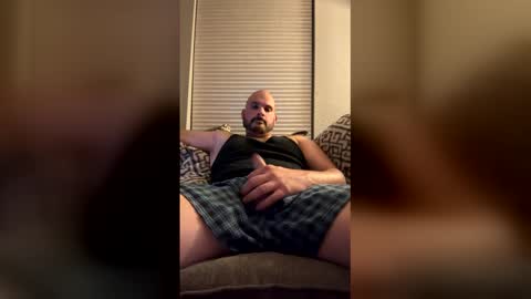 robertmichael1093 online show from 1, 5, 2026