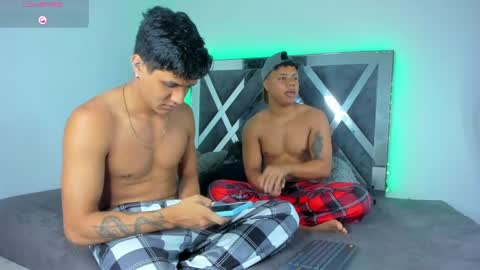 Robert Miller And Mael Thompson  online show from 2, 4, 2026