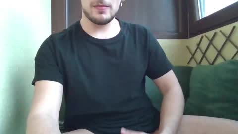 Snapshot of roberto_twink1 chatting on 3, 2, 2025 Roberto online show from 3, 2, 2025