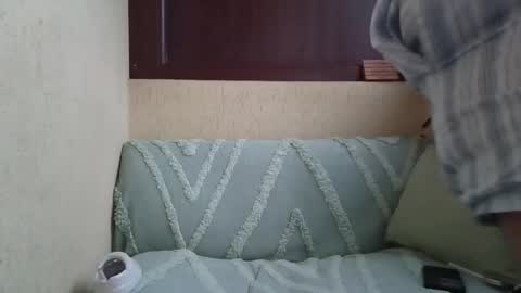 Snapshot of roberto_twink1 chatting on 10, 11, 2025 Roberto online show from 10, 11, 2025