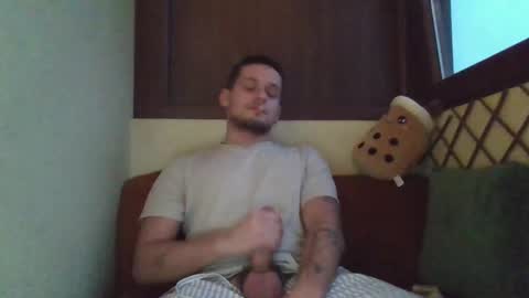 Snapshot of roberto_twink1 chatting on 12, 11, 2025 Roberto online show from 12, 11, 2025