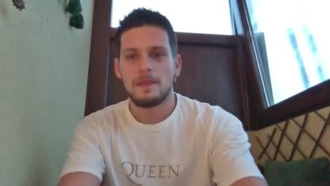 Snapshot of roberto_twink1 chatting on 21, 11, 2025 Roberto online show from 21, 11, 2025