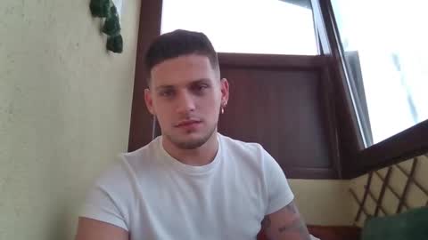 Snapshot of roberto_twink1 chatting on 23, 11, 2025 Roberto online show from 23, 11, 2025