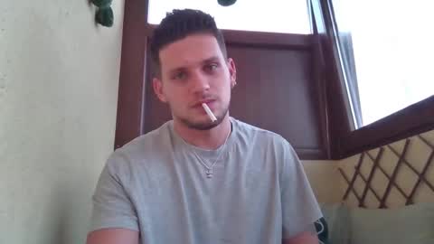 Snapshot of roberto_twink1 chatting on 2, 12, 2025 Roberto online show from 2, 12, 2025