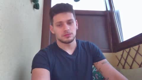 Snapshot of roberto_twink1 chatting on 4, 12, 2025 Roberto online show from 4, 12, 2025