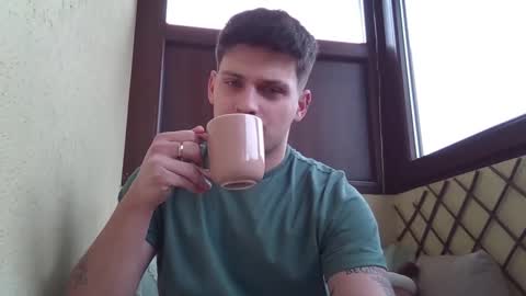 Snapshot of roberto_twink1 chatting on 11, 2, 2026 Roberto online show from 11, 2, 2026