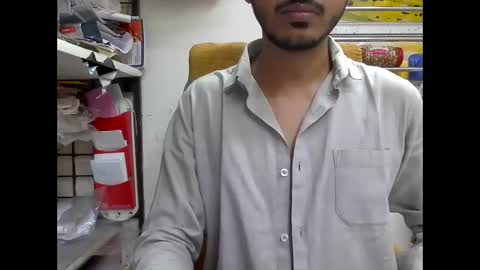 Snapshot of robertsalia220 chatting on 15, 9, 2025 Robertsalia online show from 15, 9, 2025