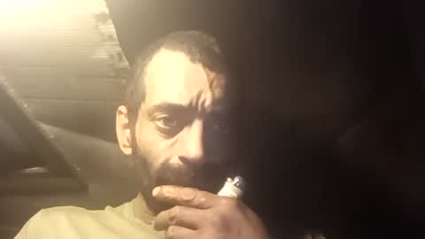 Snapshot of robincom23 chatting on 25, 10, 2025 R online show from 25, 10, 2025