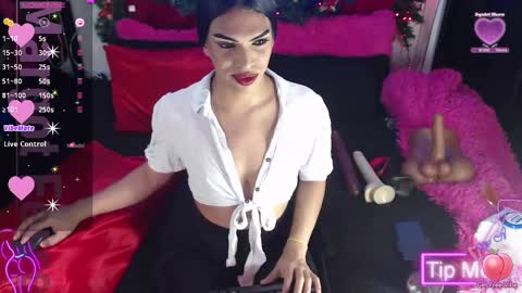 Snapshot of robinsonbaker chatting on 11, 3, 2025 Margot Ferrer online show from 11, 3, 2025