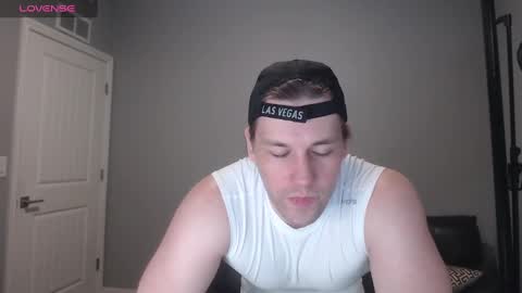 Snapshot of robknocks chatting on 23, 9, 2025 Rob Knocks online show from 23, 9, 2025