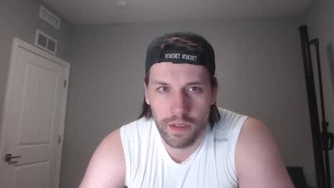 Snapshot of robknocks chatting on 16, 12, 2025 Rob Knocks online show from 16, 12, 2025