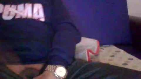 Snapshot of robmari7280 chatting on 22, 12, 2025 robmari7280 online show from 22, 12, 2025