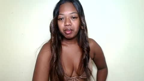rochellinah online show from 23, 7, 2026