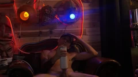 Snapshot of rockemx chatting on 21, 11, 2025 rockemx online show from 21, 11, 2025