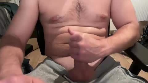 Snapshot of rocket_powerr chatting on 28, 10, 2025 rocketpower online show from 28, 10, 2025