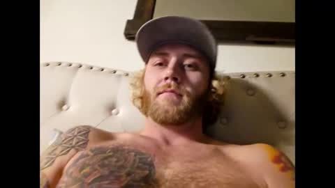 Snapshot of rockhardsurfers chatting on 12, 2, 2025 rockhardsurfers online show from 12, 2, 2025