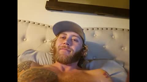 Snapshot of rockhardsurfers chatting on 28, 2, 2025 rockhardsurfers online show from 28, 2, 2025