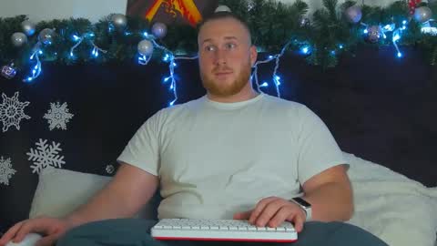 Snapshot of roddy_riss chatting on 19, 12, 2024 Roddy online show from 19, 12, 2024