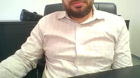 Snapshot of rodrelbad chatting on 15, 10, 2025 RodRelbad online show from 15, 10, 2025