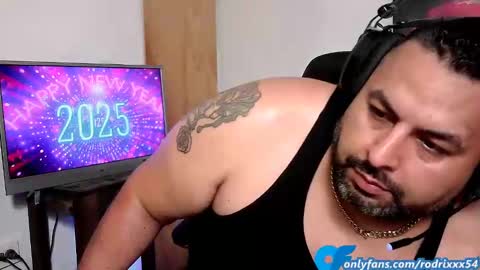 Snapshot of rodrixxx54 chatting on 1, 1, 2025 rodrixxx54 online show from 1, 1, 2025