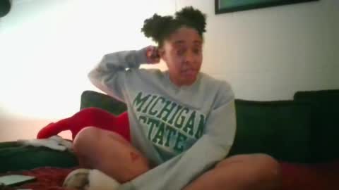 Snapshot of roesjam chatting on 18, 12, 2024 Roes Jam Roe online show from 18, 12, 2024