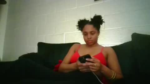 Snapshot of roesjam chatting on 15, 2, 2025 Roes Jam Roe online show from 15, 2, 2025