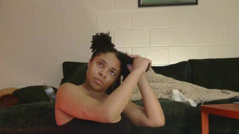 Snapshot of roesjam chatting on 18, 2, 2025 Roes Jam Roe online show from 18, 2, 2025