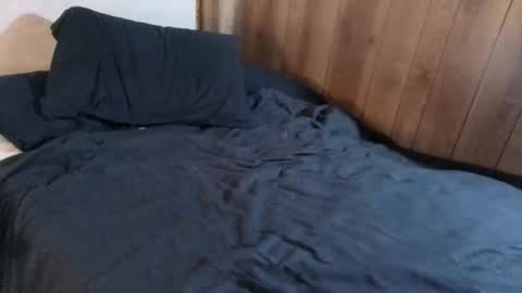 Snapshot of rogerb2218 chatting on 30, 11, 2025 watchme online show from 30, 11, 2025