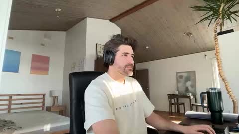 Roger Sterling online show from 18, 2, 2026