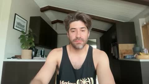 Snapshot of rogersterling11 chatting on 1, 6, 2026 Roger Sterling online show from 1, 6, 2026