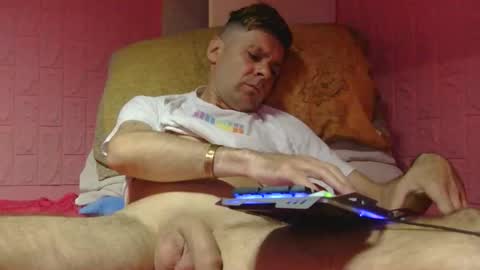 Snapshot of rogobeteilie chatting on 16, 4, 2026 Banderas online show from 16, 4, 2026